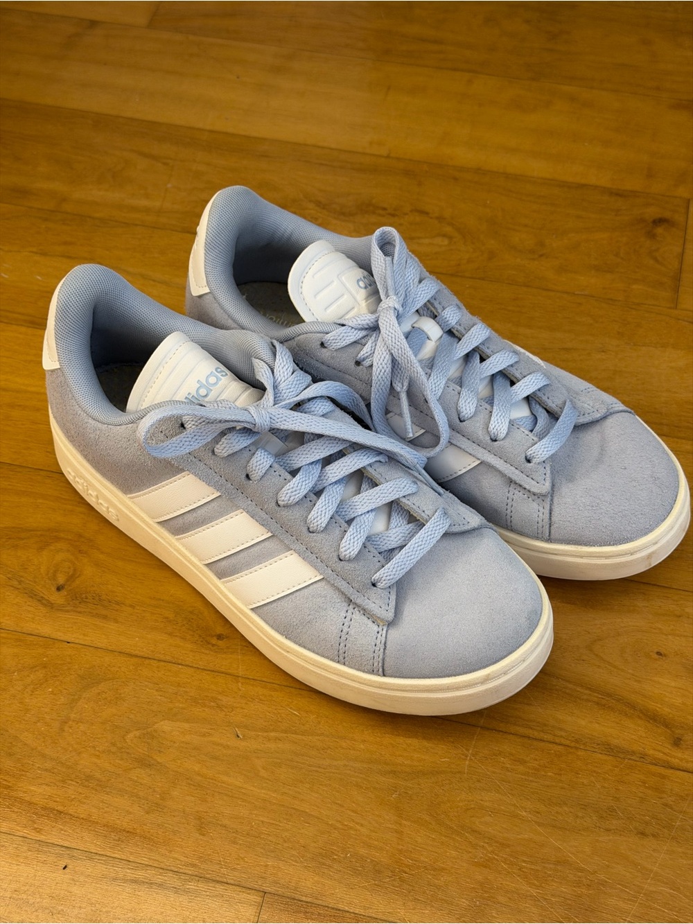 Adidas Women’s Light Blue Court Sneakers